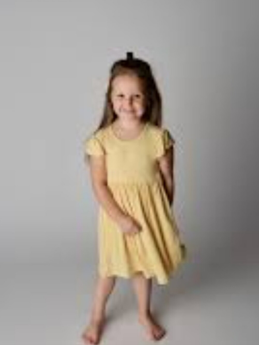 Yummy dress gold size (7) little girls stretchy comfortable dress cute to play
